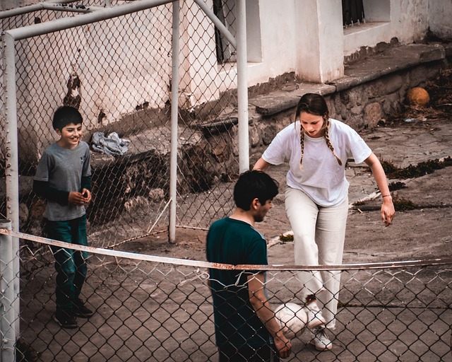 袁悦1比2惜败西尼亚科娃，赛季8连败，世界排名降至第98位.